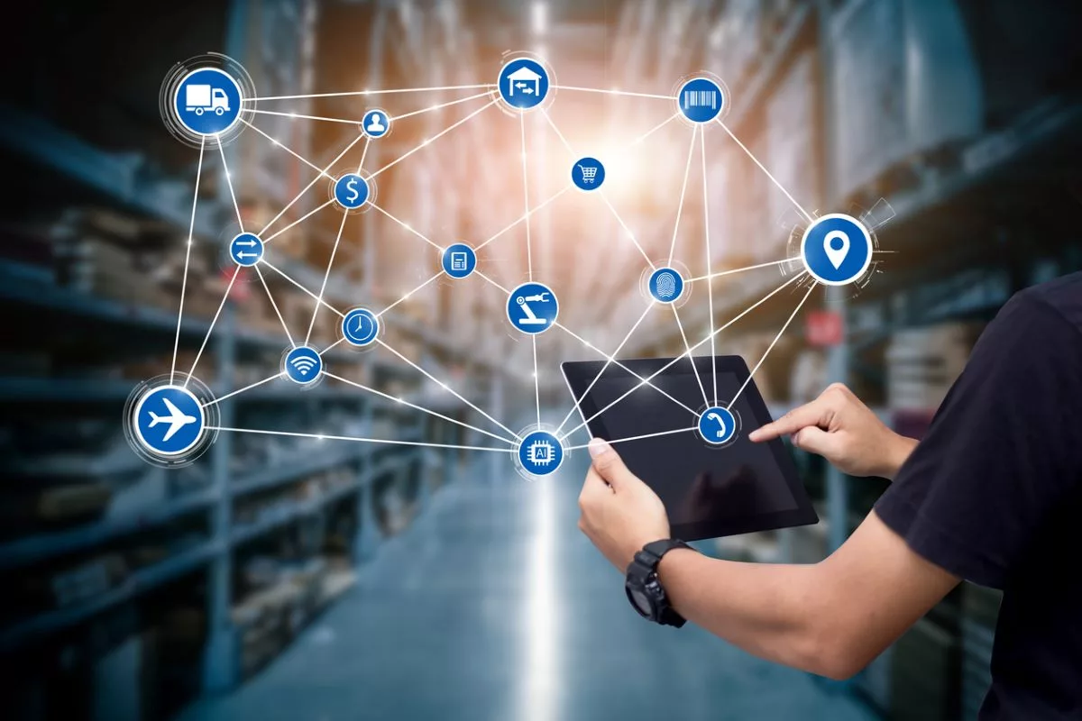Logistics it supply chain management technology istock b4lls 1171903175
