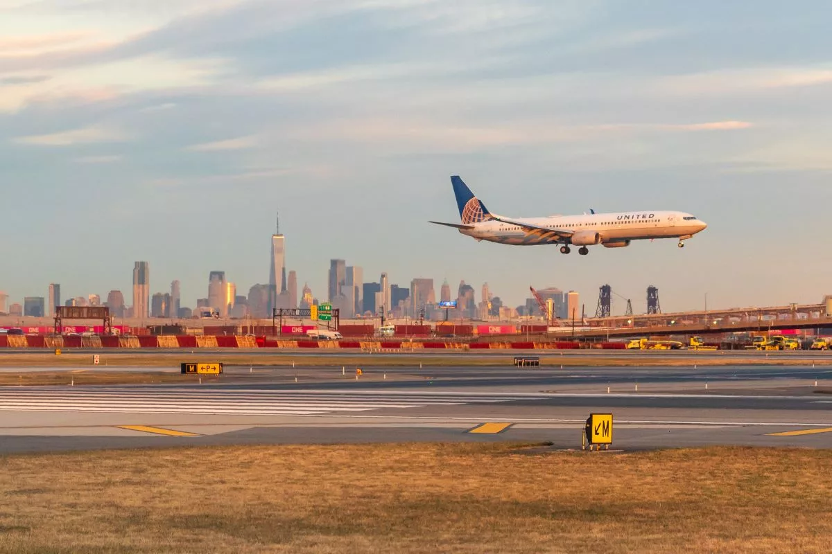 Newark liberty airport united plane istock johnemac72 2183721646